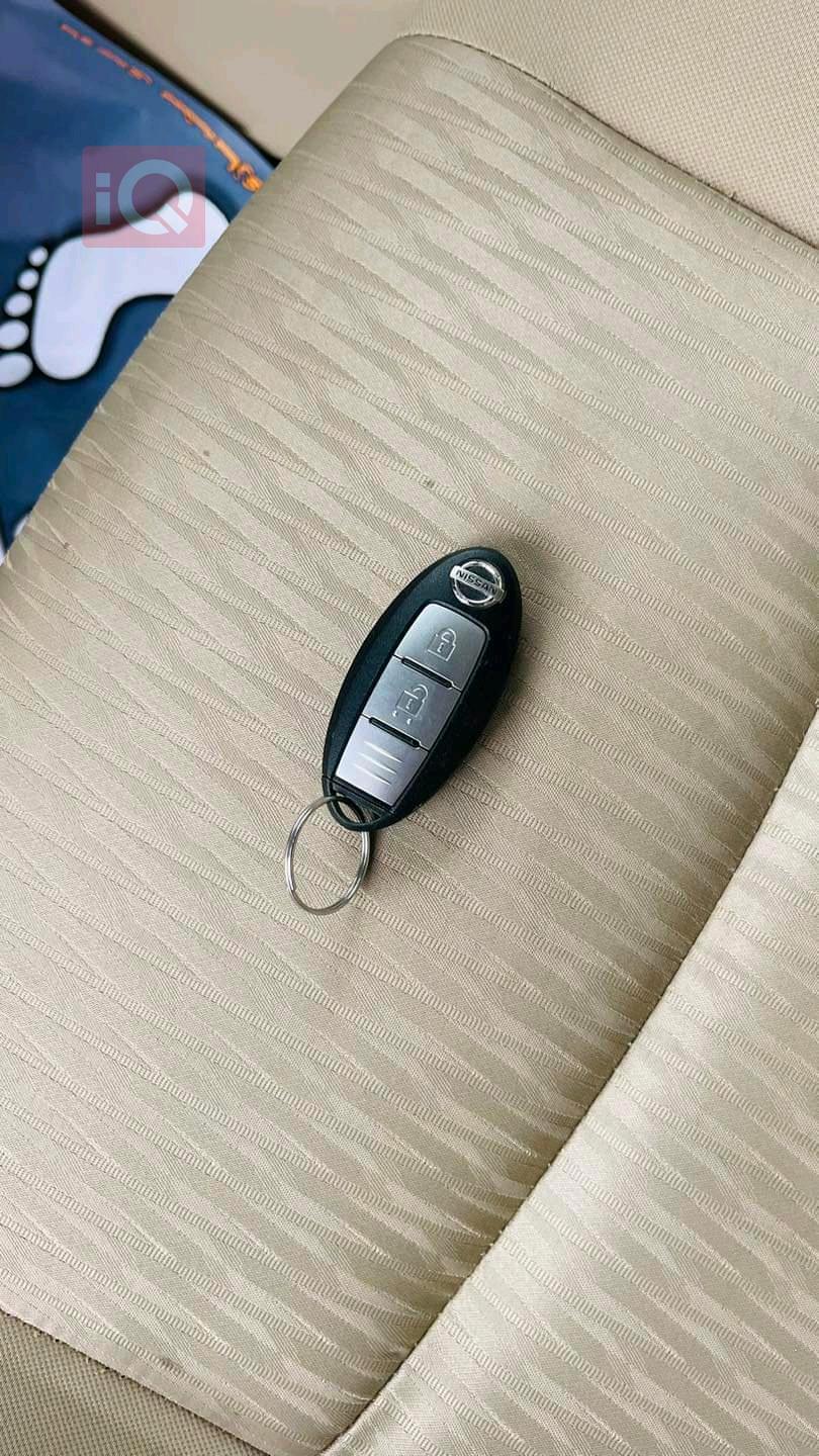 نيسان إكس تريل